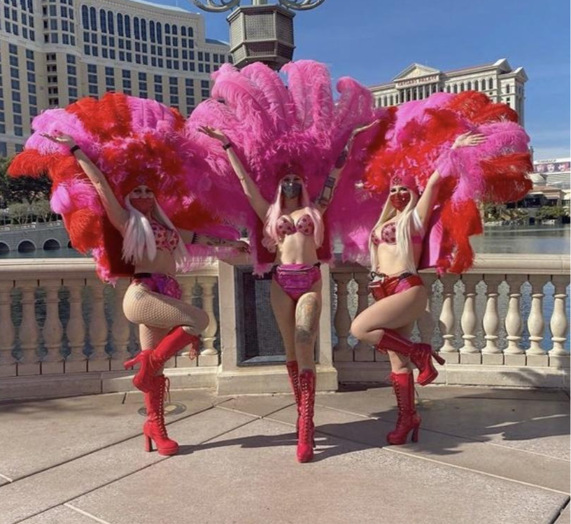 Red Hearts Pink Rhinestone Crystal T-Shirt Bra In Pink