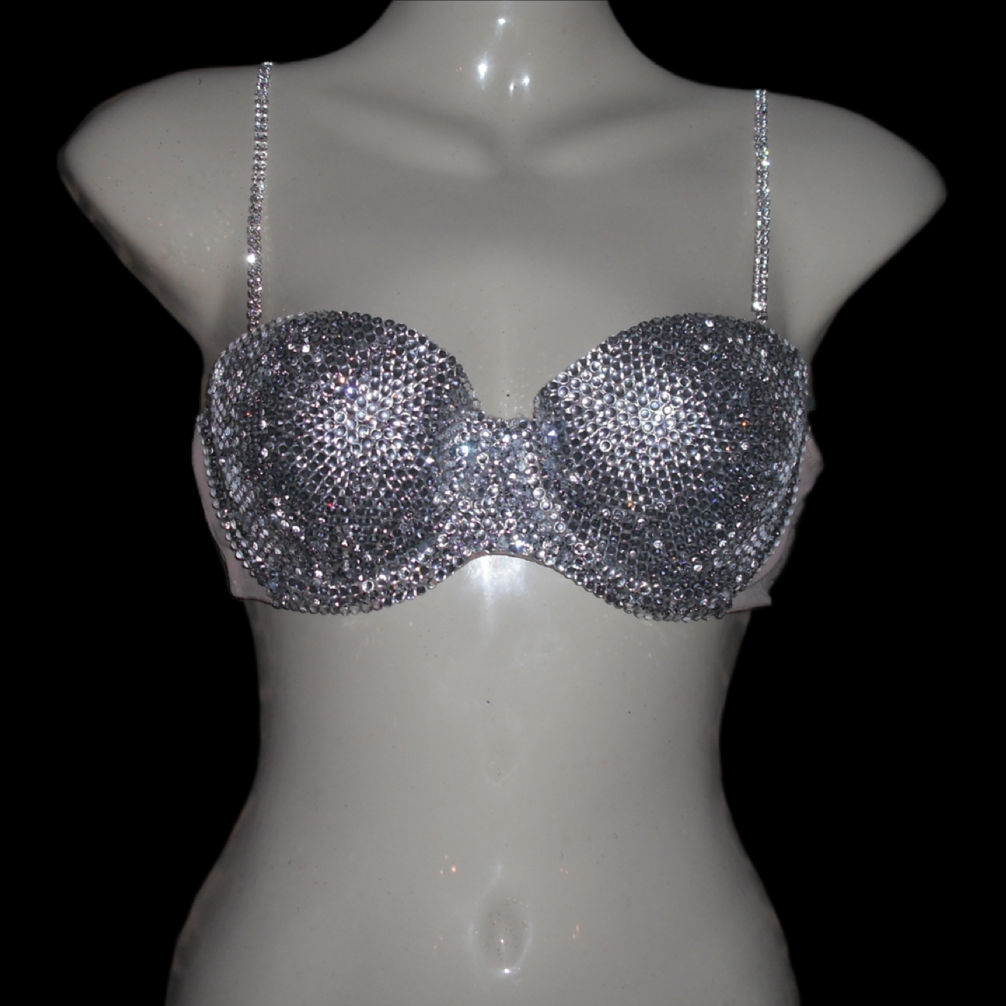 Luxe Crystal Diamond Strapless Bralet In Nude