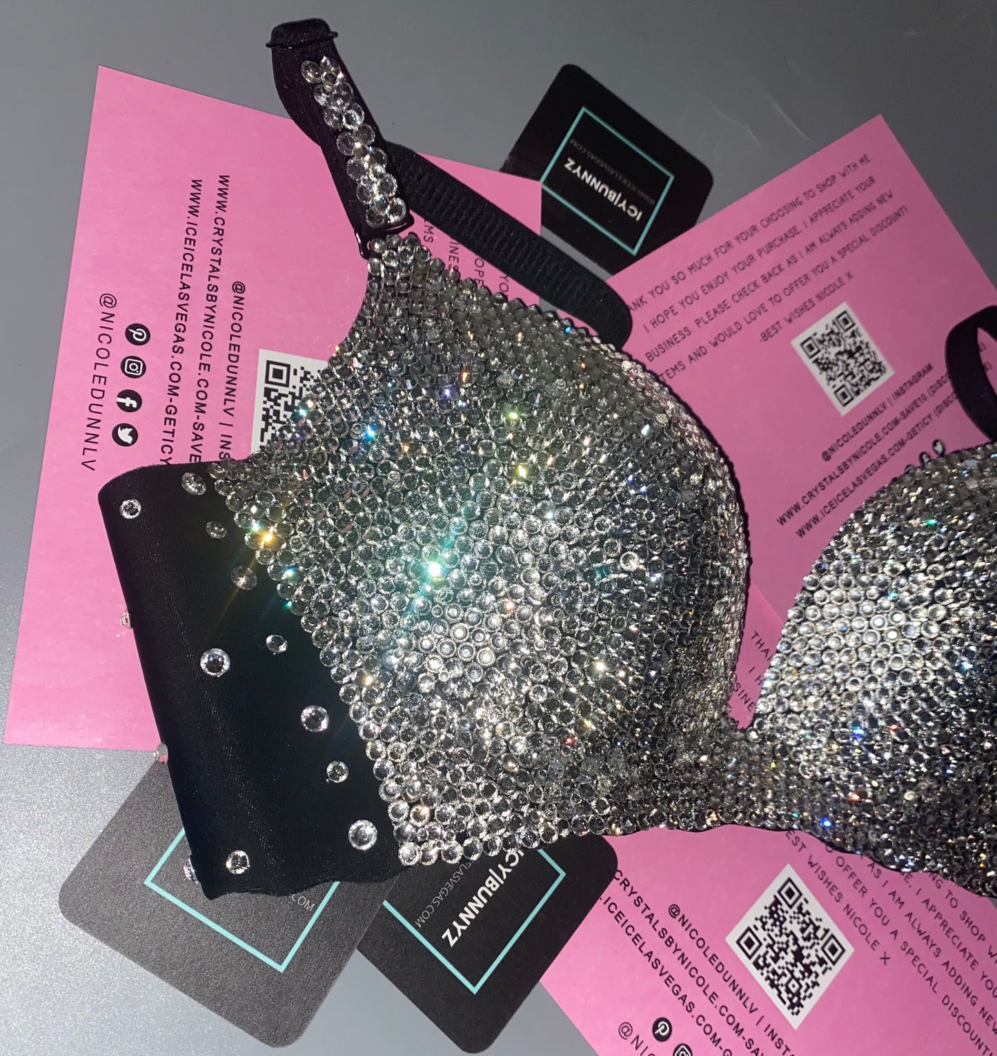 Luxe Crystal Diamond Wireless Bra In Black