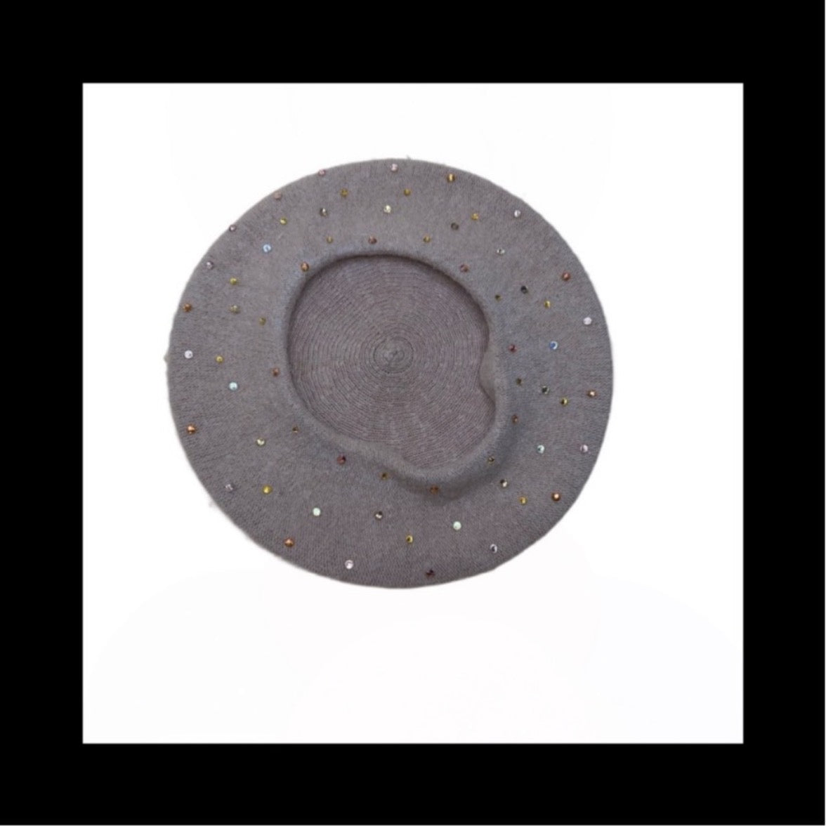 Beret Hat In Beige With Gold Tone Luxe Crystals