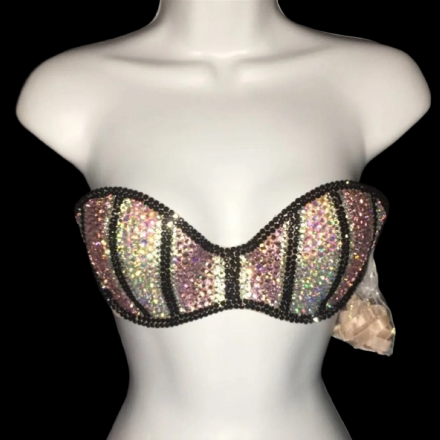Light Rose Pink & Black Crystal Rhinestone Strapless Bra In Nude